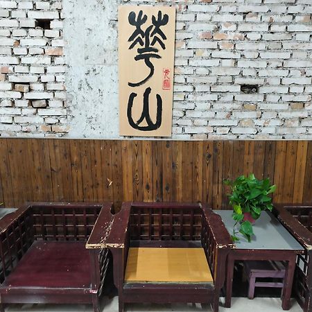 Huashan International Youth Hostel Huayin Bagian luar foto