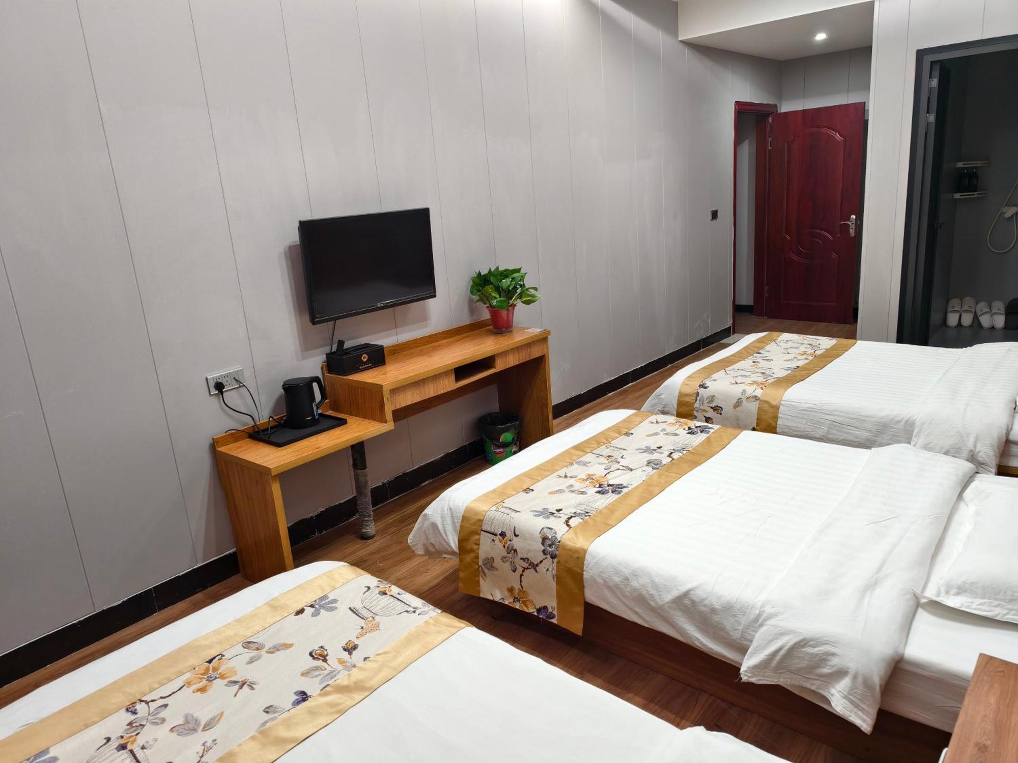 Huashan International Youth Hostel Huayin Bagian luar foto